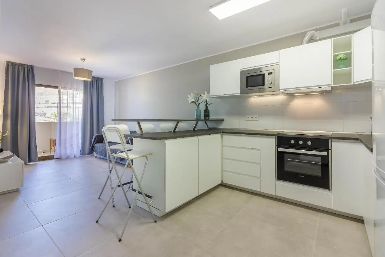 Luxury Duplex In Los Cristianos , 6 Pax 0*, Los Cristianos (Tenerife) Hiszpania