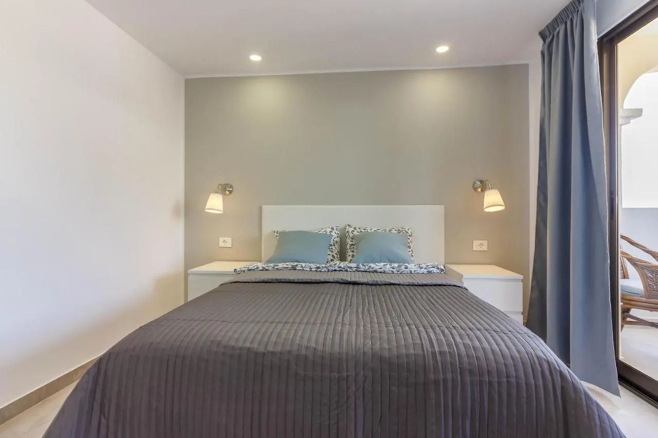 Luxury Duplex In Los Cristianos , 6 Pax